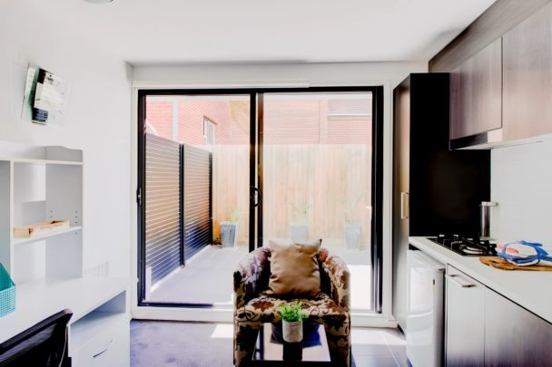 Standard Studio with courtyard - Photo 1