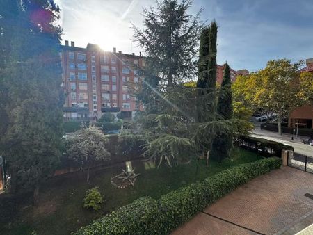 Calle del Golfo de Salónica, Madrid, Community of Madrid 28033 - Photo 2