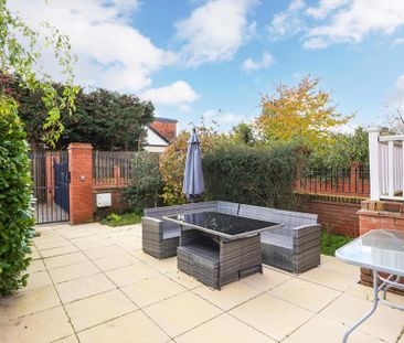 3 bedroom maisonette to rent - Photo 4