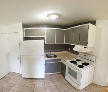 1 CH - 1 SDB - Québec - $827 /mo - Photo 1