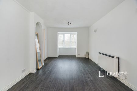 2 bedroom apartment to rent Foxglove Way, Wallington, SM6 - Photo 5