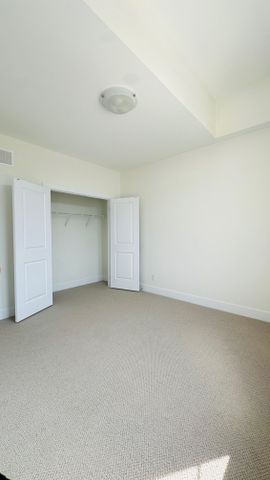 For Lease - 78 Meizhou Avenue, Markham, Ontario - Photo 2