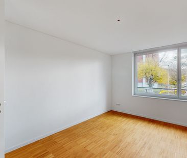 Moderne 3.5 Zimmerwohnung in Regensdorf - Foto 2