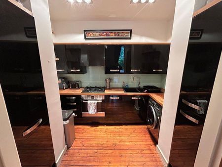 2 bedroom flat to rent - Photo 5