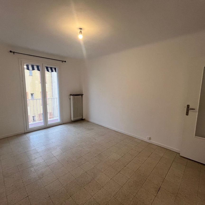 Location Appartement 3 pièces 51m² NICE 06300 - Photo 1
