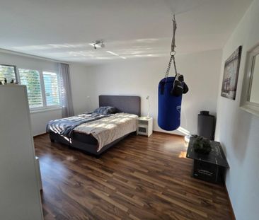 Beautiful 4.5-room apartment in standard condominium with fireplace... - Photo 3