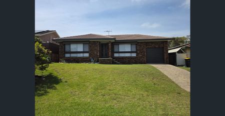 Semi Renovated 3 Bedroom Home! - Photo 3