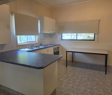 2 Bedroom Home with Sleepout - Photo 5