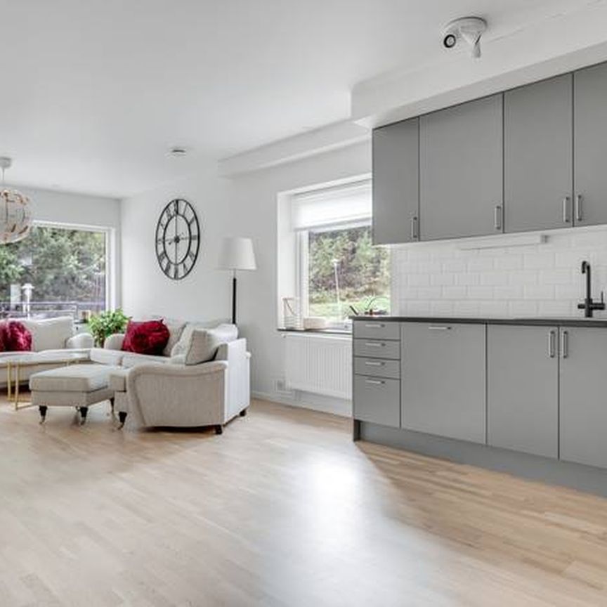 Linavägen, Södertälje - Foto 1