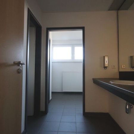 Studenten und Azubis aufgepasst! Möbliertes Zimmer zu vermieten! - Photo 4