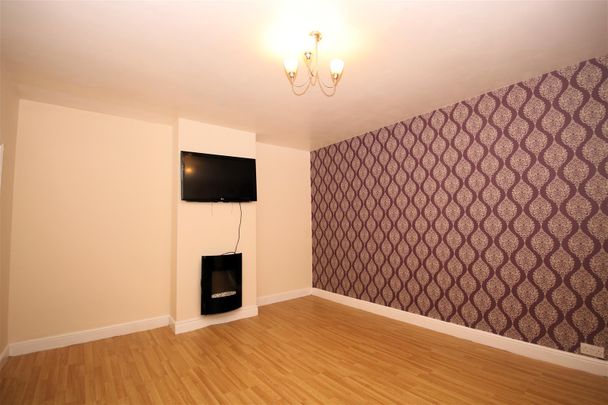 Newtown Road, Bedworth - Photo 1