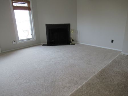 For Lease - 81 LIGHTFOOT Place, Kanata, Ontario - Photo 2
