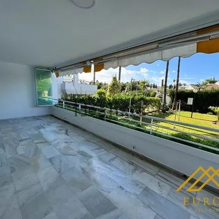 Alquiler de piso en Calle 3 - Photo 1