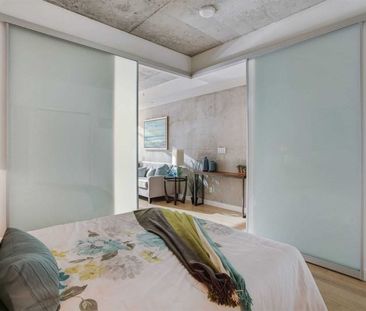 For Lease - 111 Bathurst Street Unit# 408, Toronto, Ontario - Photo 4