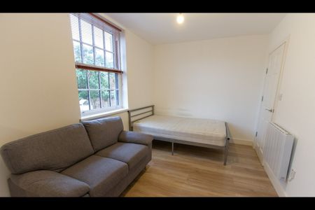 Studio Flat, Gosford Street, CV1 - Photo 4