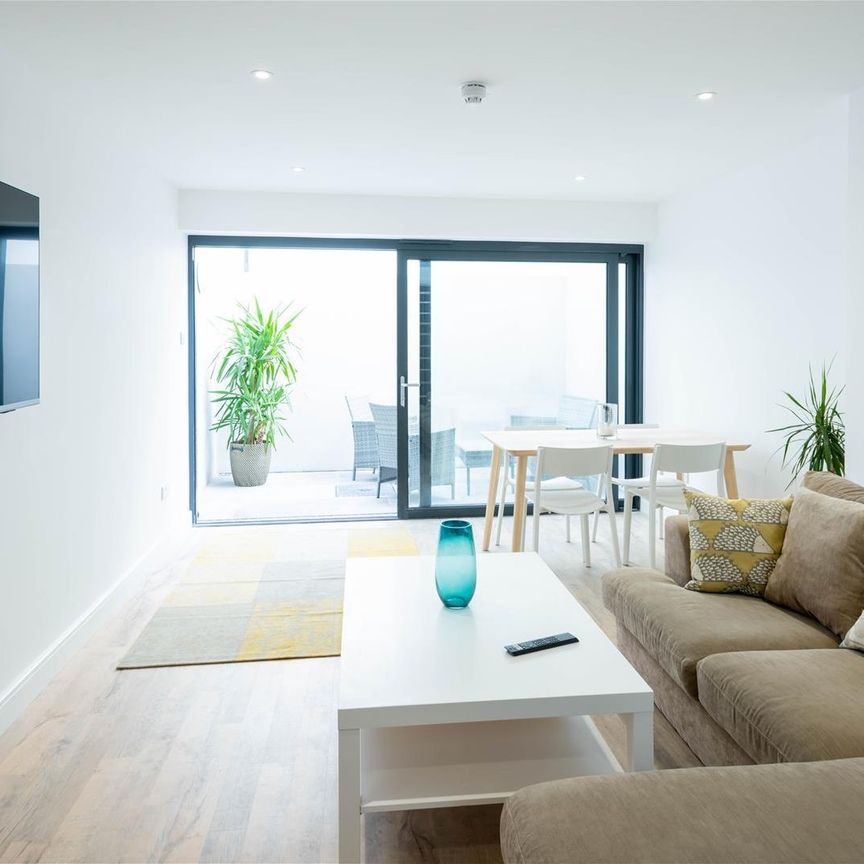 Jamaica Street, Stokes Croft, Bristol - Photo 1