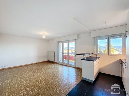 Bel appartement de 2 pièces au 5ème étage - Photo 2