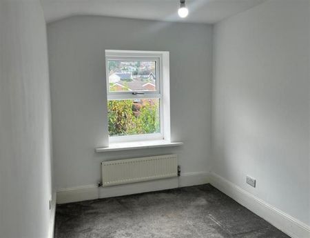 3 Bedroom Terraced To Let - Photo 4