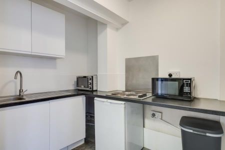 Studio to rent - Photo 5