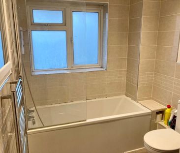 3 bedroom terraced house to rent - Photo 6