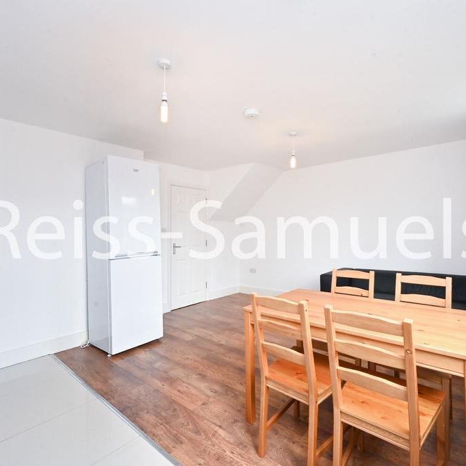 4 bedroom maisonette to rent - Photo 1