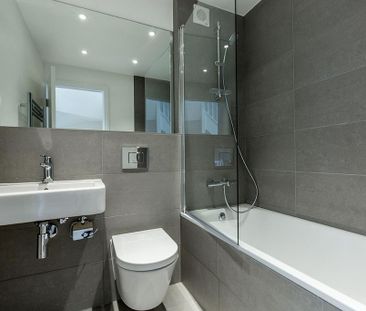 3 bedroom ground floor flat to rent - Photo 4