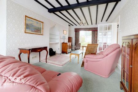 3 bedroom semi-detached house to rent - Photo 4