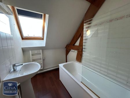 Location Appartement 5 pièces 84m² BEAUVAIS 60000 - Photo 2