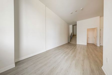 For Lease - 25 Holly Street Unit# TH110, Toronto, Ontario - Photo 5