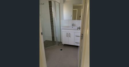 Spacious well maintained family home - Photo 5