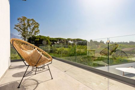 5 bedroom luxury Villa for rent in Puerto Banus, Spain - Photo 2