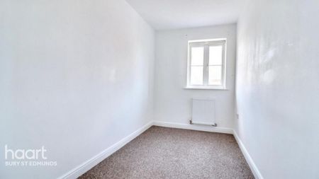 2 bedroom maisonette to rent - Photo 2