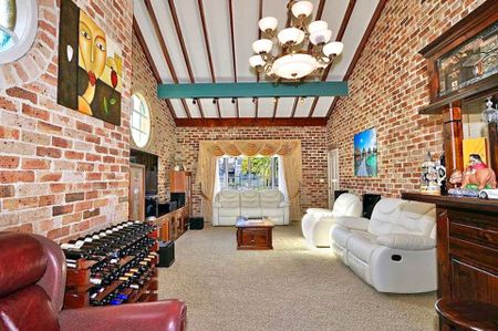 Apply Now - Century 21 | the Paramount Group - Photo 3