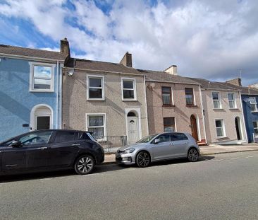 4 bedroom semi-detached house to rent - Photo 3