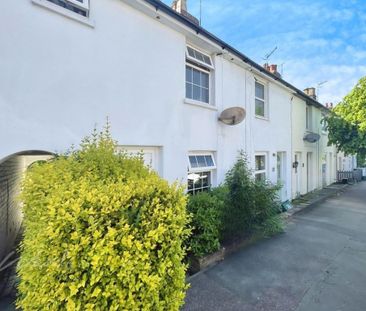 2 bedroom terraced house to rent - Photo 1