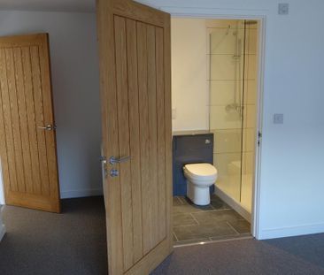 3 bedroom barn conversion to rent - Photo 6