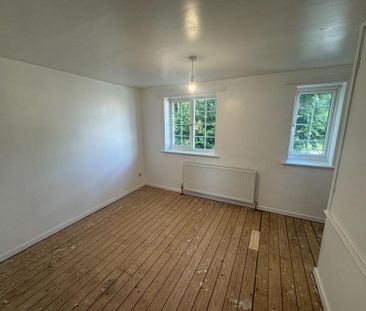 2 bedroom detached house to rent - Photo 2