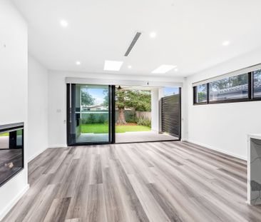 Contemporary Luxury Living - Photo 1