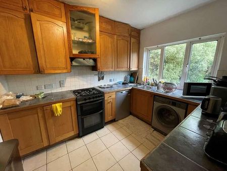 Preston Road, Wembley, HA9 - Photo 2