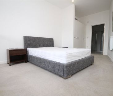 Durnsford Road, London, SW19 8LH - Photo 6