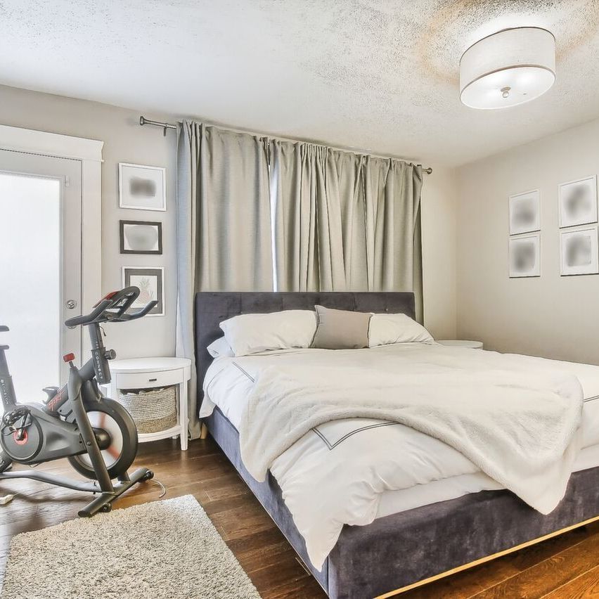 For Lease - 196 Ashdale Avenue, Toronto, Ontario - Photo 1