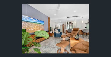 Luxury Oceanfront Living- Yorkey's Knob! - Photo 2