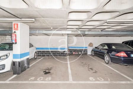 Piso de alquiler en C. Luis Muriel, El Viso - Photo 3