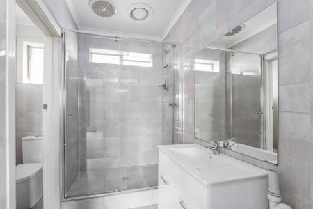 EASY LIVING AT EUMERALLA - Photo 2