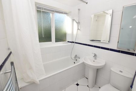 1 bedroom ground floor flat to rent - Photo 5