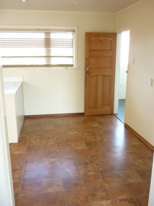 186 Waimumu Road - Photo 1