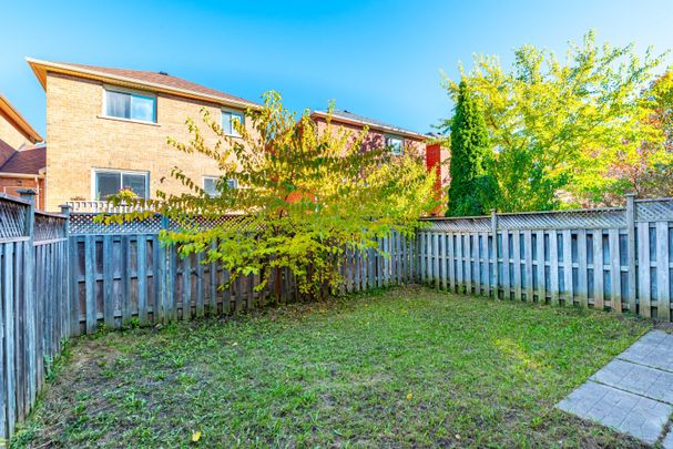 For Lease - 45 Waterton Crescent, Richmond Hill, Ontario - Photo 1