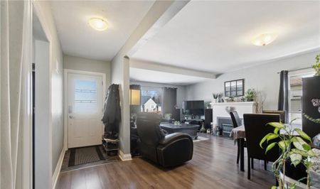 For Lease - 207 Thorold Road, Welland, Ontario - Photo 4