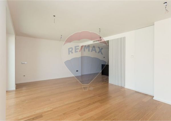 Apartamento T3 em Lisboa