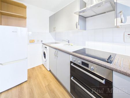1 bedroom flat to rent - Photo 4